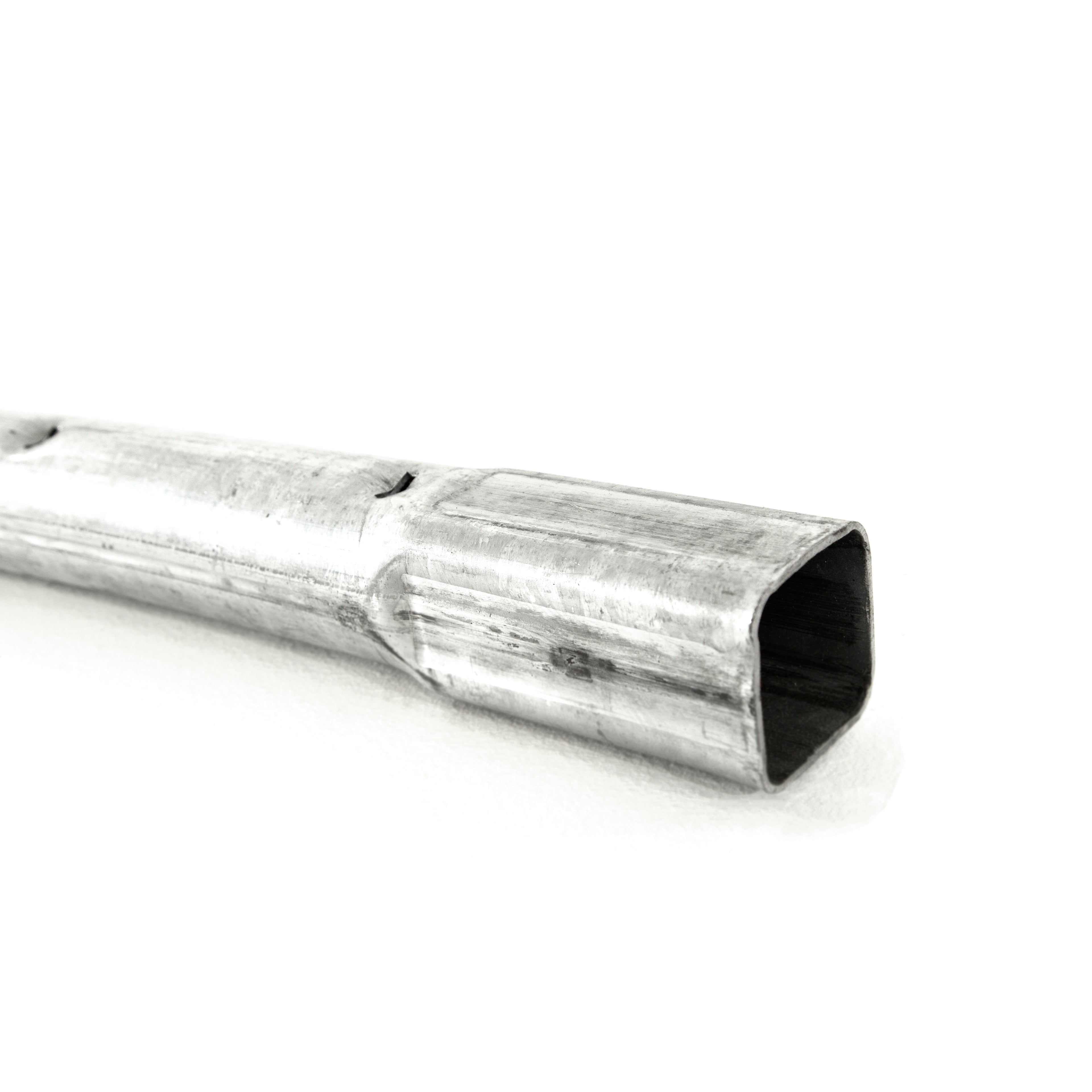 End of the tube is squared.