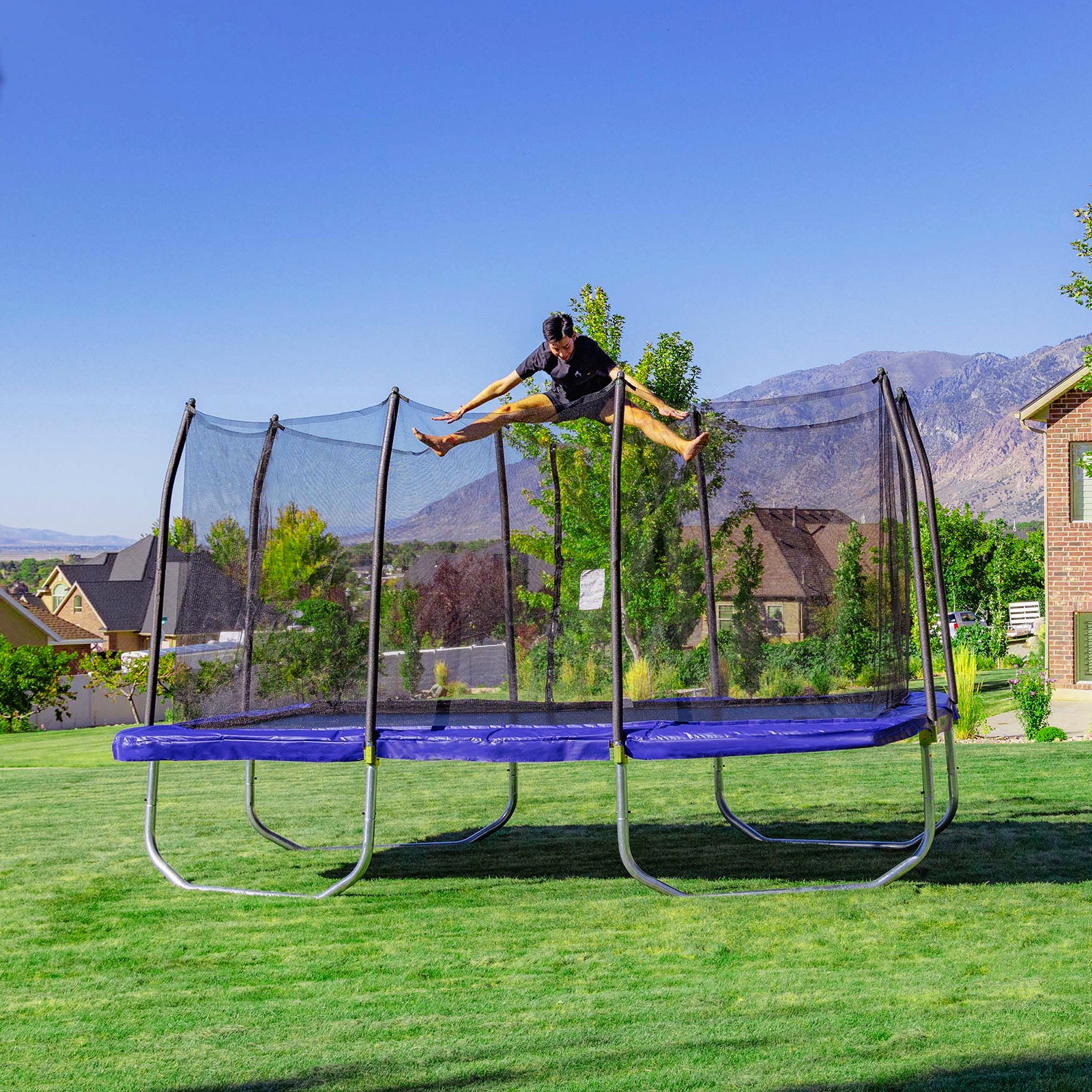 15' x 9' Rectangle Trampoline - Blue