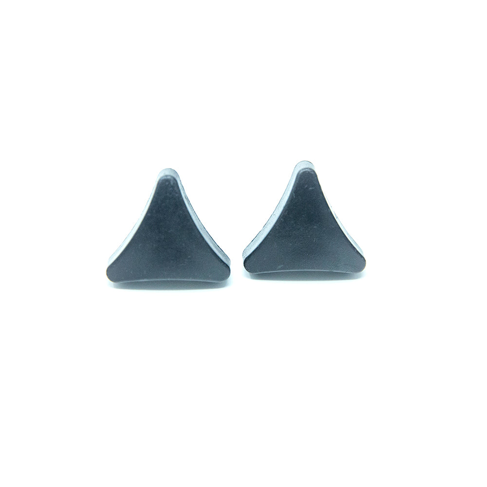 Plastic rotary bolts have a triangular shape. 