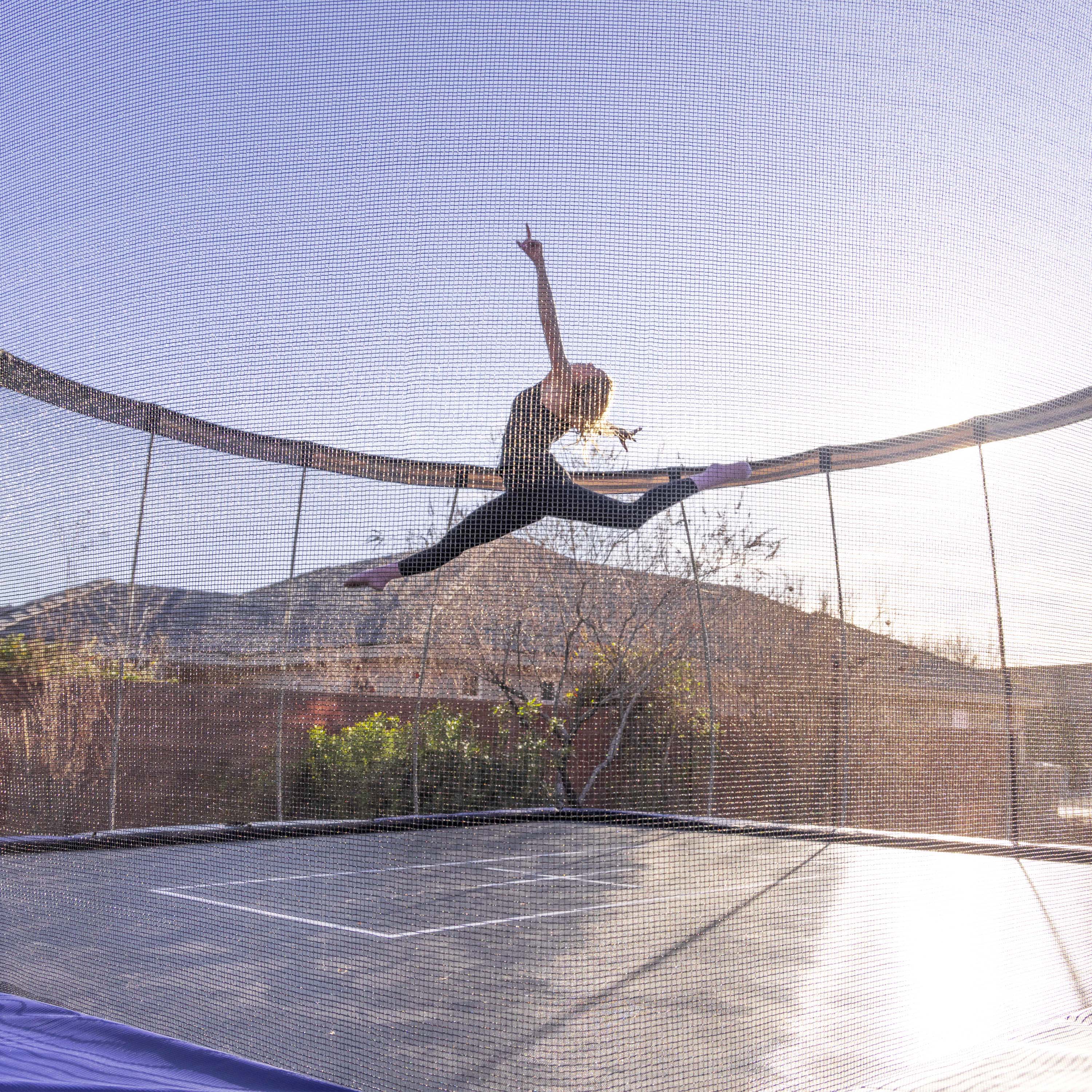 15' Premium Square Trampoline with Enclosure Net